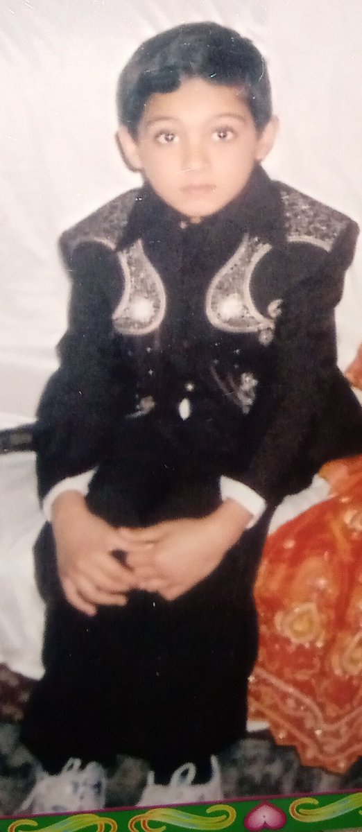 Mr_Yk_07's tweet image. Childhood picture..❤️ #Throwbacck #IKFightingForKashmir #MaskedSingerAU #pmcbank #GretaThunbergOutdidTrump #NationalVoterRegistrationDay #Romance #JacksonWang1stAlbum #يحدث_الآن #أنوي_جذب_صداقات_جديدة_ناجحة