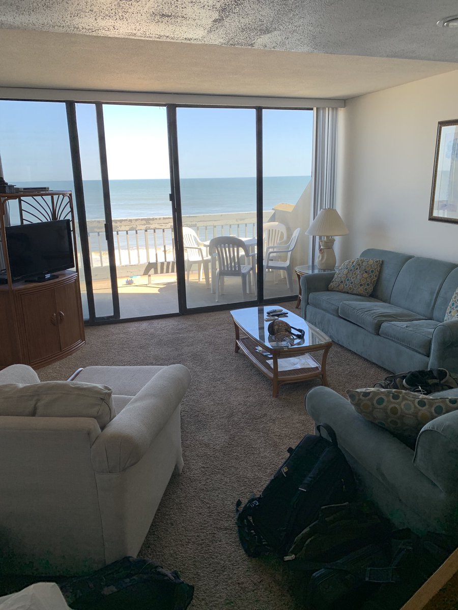 MNM240's tweet image. New cribo now let’s get lit.