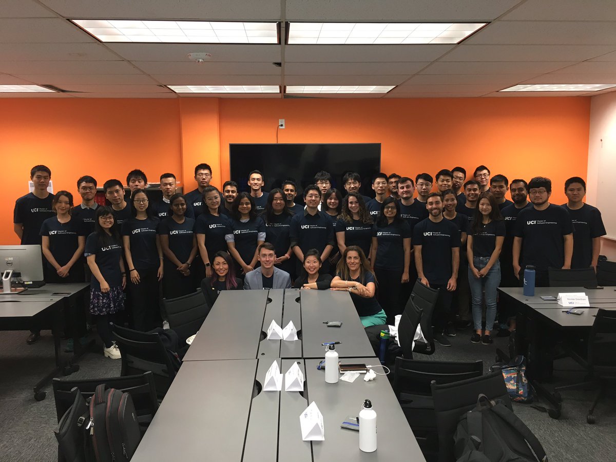 cristalopes's tweet photo. Our first cohort of MSWE students. They’re ready and excited to start the 1st quarter experience, an entire quarter of flipped classroom short courses! #mswe #uci https://t.co/XLEvJcY4wr