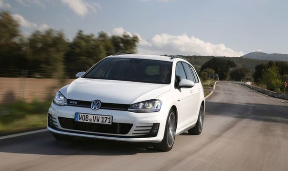 nedpotterbeech's tweet photo. Skoda Superb Estate and Volkswagen Golf Estate leading the ‘best used estate cars for sale right now’! ✅

https://t.co/hJnC3LHs7z

Check out our range of used cars here: 💻 https://t.co/EcCVfzwWKE

☎️ 01432 270200
📍 Beech Business Park, Tillington Road, Hereford, HR4 9QJ https://t.co/nkt2ZUJG9F
