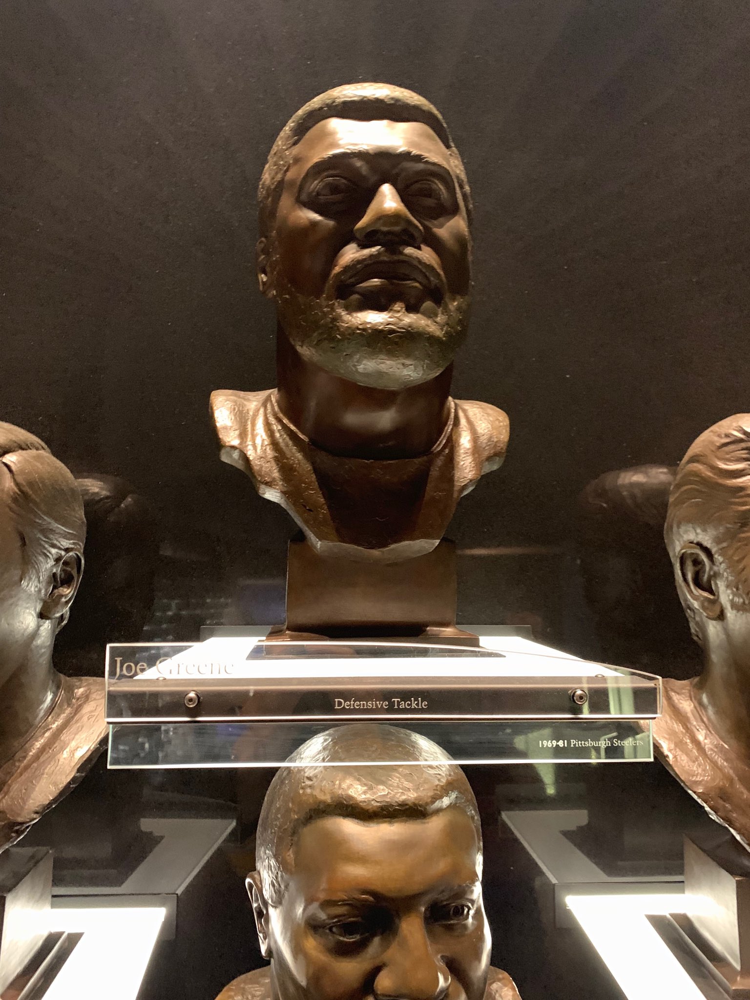 Happy Birthday to the legendary Hall of Famer, Mean Joe Greene. 