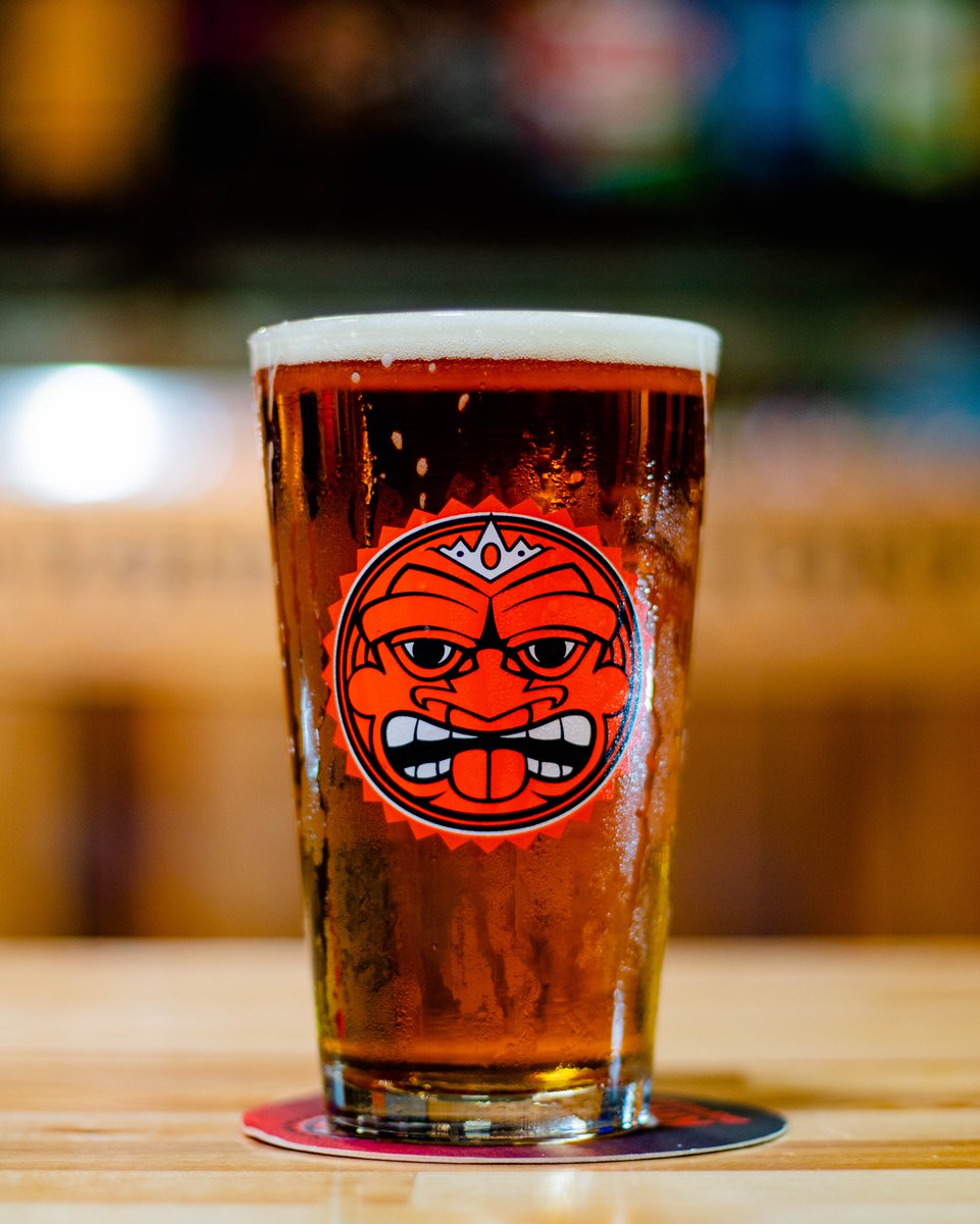 sunkingspirits's tweet photo. One day closer to the weekend...Let's raise a pint to that!

$1 Off Pints every Tuesday at Sun King Spirits. 

Click here to see what's on tap: https://t.co/jQBrGNs7GQ

#DollarOffPints #DollarOffTuesday https://t.co/h43stBa8l2