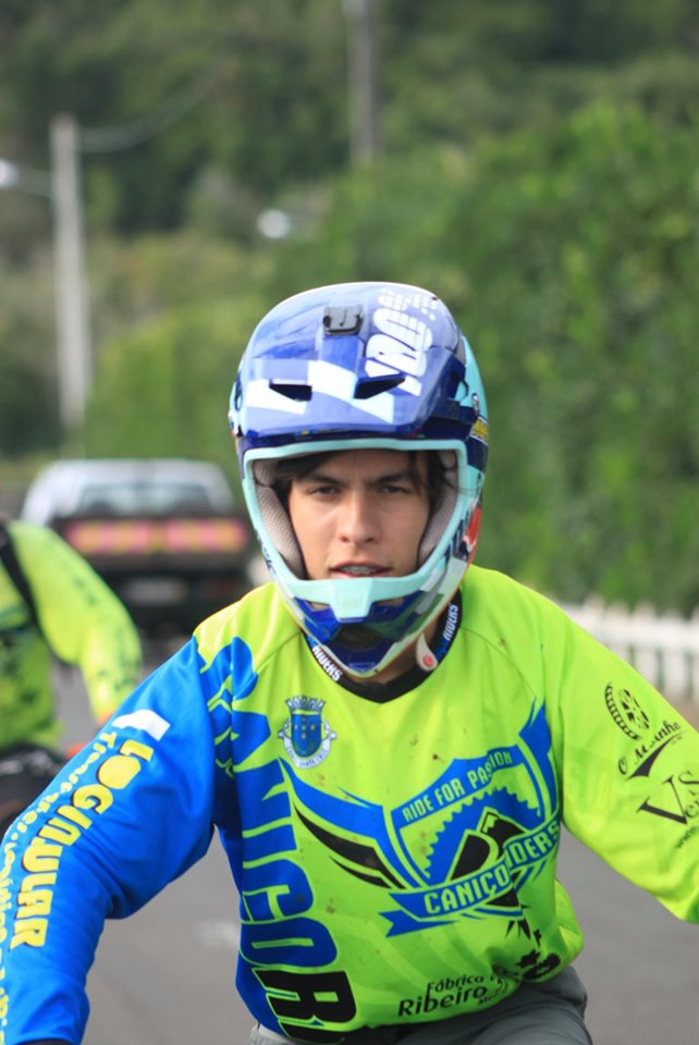 andre26mtb's tweet photo. 🏆3ª Prova da Taça de Portugal de Enduro
1º lugar na minha categoria e continuo na liderança. Vamos lá!🤘
Obrigado a todos pelo apoio!🙂🙏
@canicoriders #DOMODELTA #BARRA4 #ALÇADODIREITO #FUNCHALVIDRO #100IGUAL #PROGRESSOCAR #EXTREMEBIKES #AVSRACING #VISORLEAF https://t.co/uA8Wc47uMq
