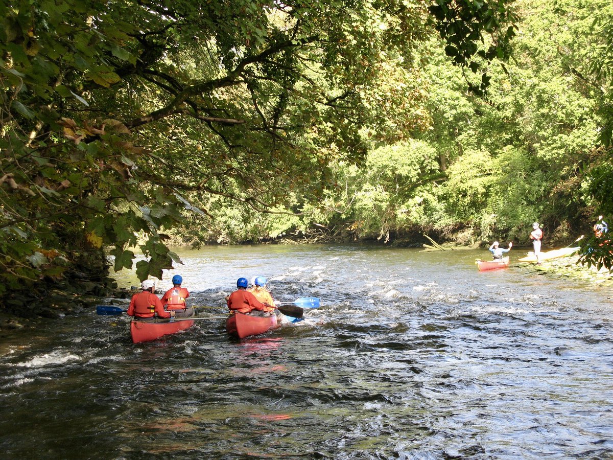 Lovely trip down the River Teifi today... with these young people from <a href="/YoungGlos/">Young Gloucestershire</a> @PrincesTrust <a href="/visitwales/">Visit Wales 🏴󠁧󠁢󠁷󠁬󠁳󠁿</a> @lovepembs <a href="/VisitPembs/">Visit Pembrokeshire 🏴󠁧󠁢󠁷󠁬󠁳󠁿</a>