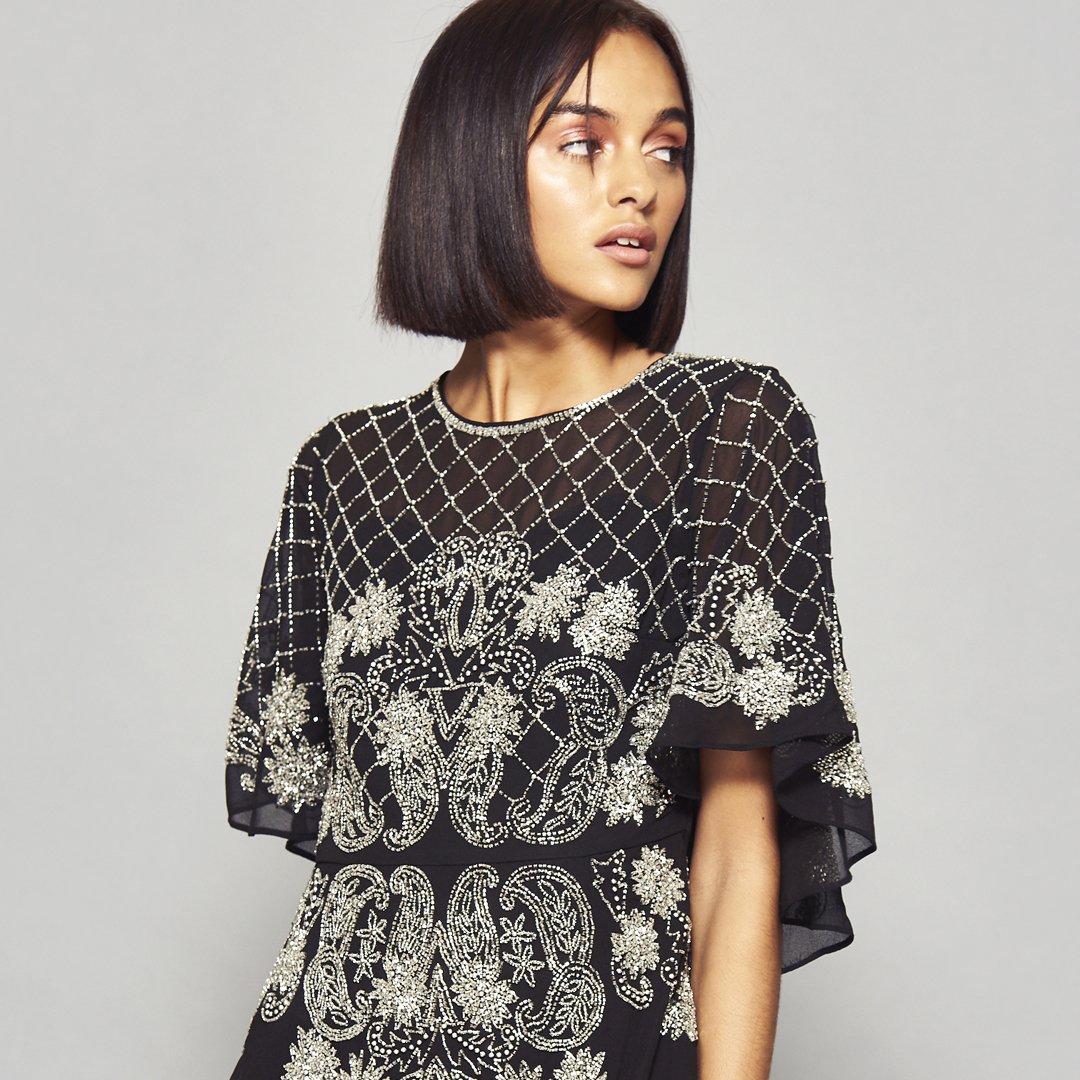 The Hava maxi dress is new in today! Red version arriving on site very soon. Shop the Hava dress now: ow.ly/krgV50wo2KH
#frockandfrill #newdress #lbd