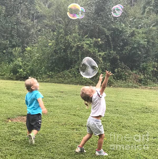SeanConklin57's tweet photo. New artwork for sale! - "Bubble Joy" - https://t.co/RTw2O1fU6w @fineartamerica https://t.co/c1VxkN2vEp