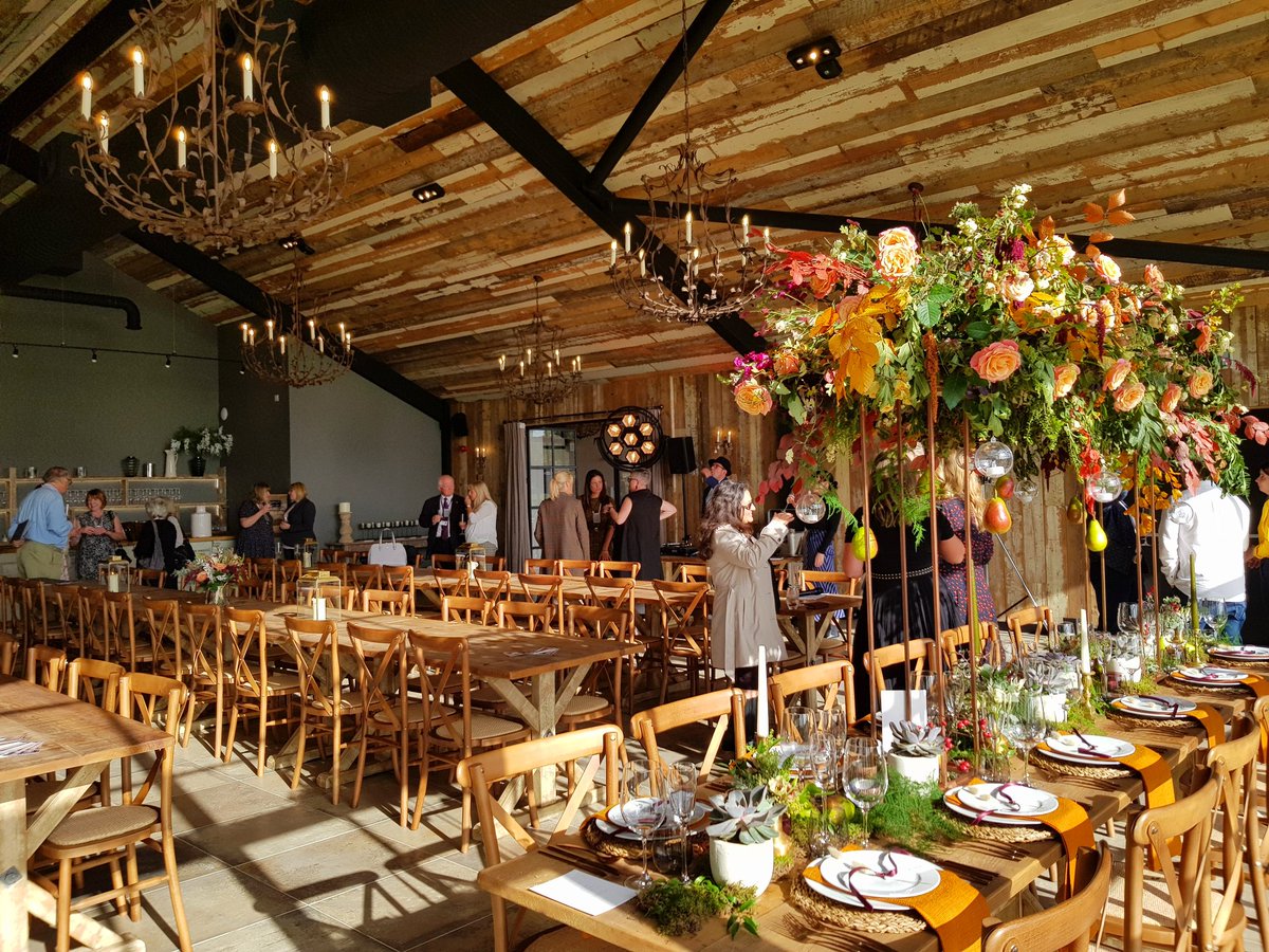 Botley Hill Barn tweet media