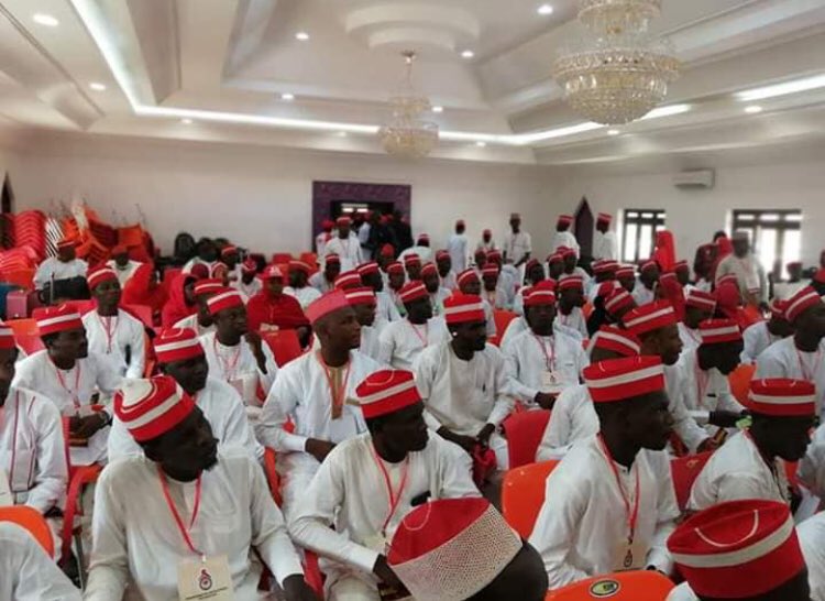 arafatrogo's tweet photo. Thanks You Our Indisputable and Unquestionable Leader @KwankwasoRM full of Humility and Fairness for all. Our Prayers and Support shall forever gear towards Equity's and Fairness Representation.
#Kwankwasiyya242
#KwankwasiyyaAmana✊️🔴 https://t.co/hiZCzWXpvu