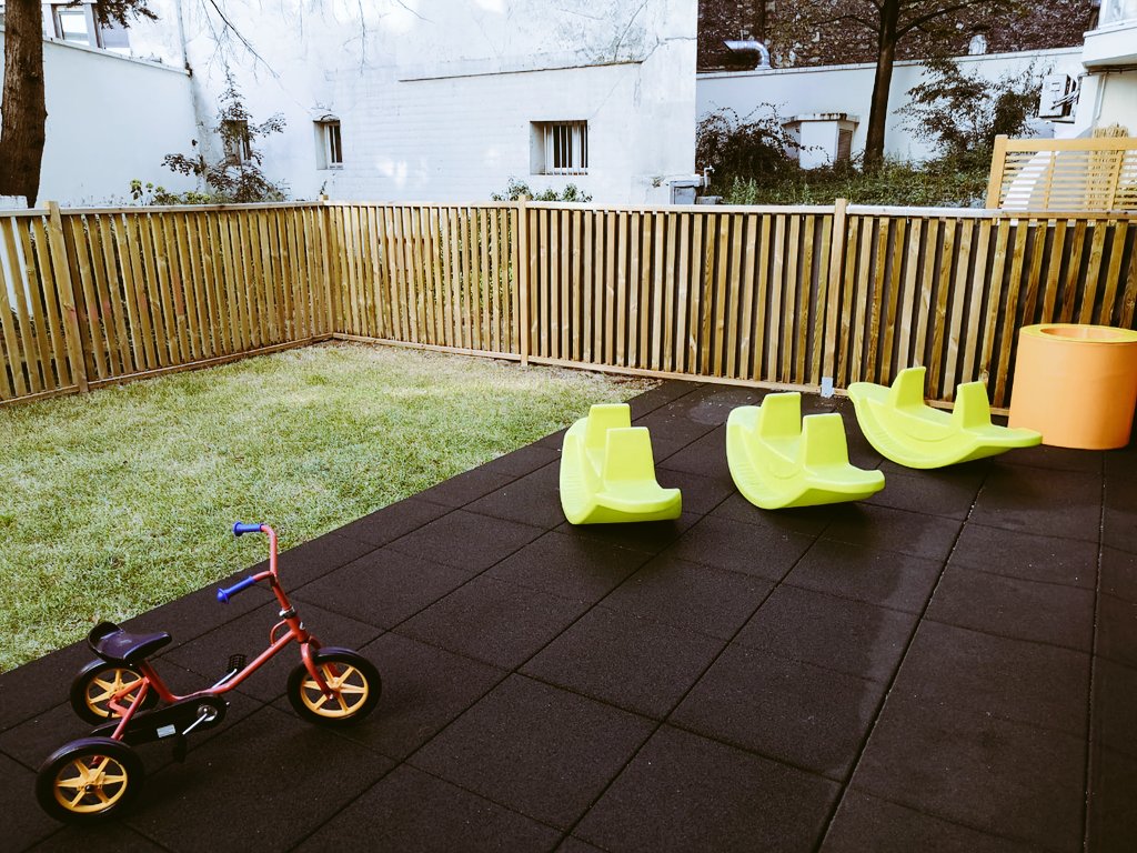 Babilou_fr's tweet photo. [#Inauguration] crèche Babilou Neuilly Sablonville en présence d'Emmanuelle D'Orsay adjointe au Maire, de la @Caf92_actus et de @mlgodin92100 Vice-Presidente du département des @hautsdeseinefr. Bienvenue aux familles et à l’équipe de la crèche ! 🥳 https://t.co/QUQbvcXGlU