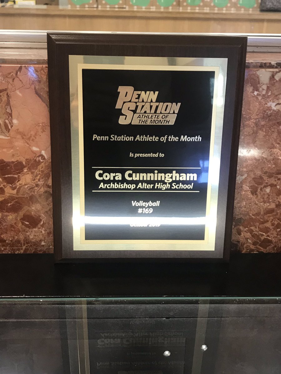 Congratulations to Cora Cunningham for being the Penn Station Athlete of the Month! So proud of Cora for being such a great leader, athlete, and student! Great job Cora!!🏐🥪 @coracham @PennStationSubs @AlterHS #pennstation #athleteofthemonth #tufts