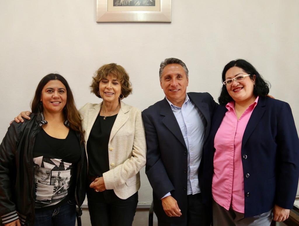 manuelnegretea's tweet photo. Sostuvimos una reunión de trabajo con la secretaria de @SECTEI_CDMX, doctora Rosaura Ruiz Gutiérrez, para acordar acciones y dar seguimiento a las que se realizan actualmente en la demarcación, en beneficio de las y los coyoacanenses. 

#HagamosEquipo https://t.co/dJXM6lUfKG
