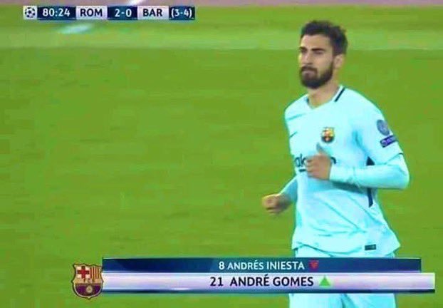 TotalLionel's tweet photo. 46' | Substitution 🔁

       10.  Messi 🔽
       11.  Dembélé🔼 https://t.co/ELR1lctv5P