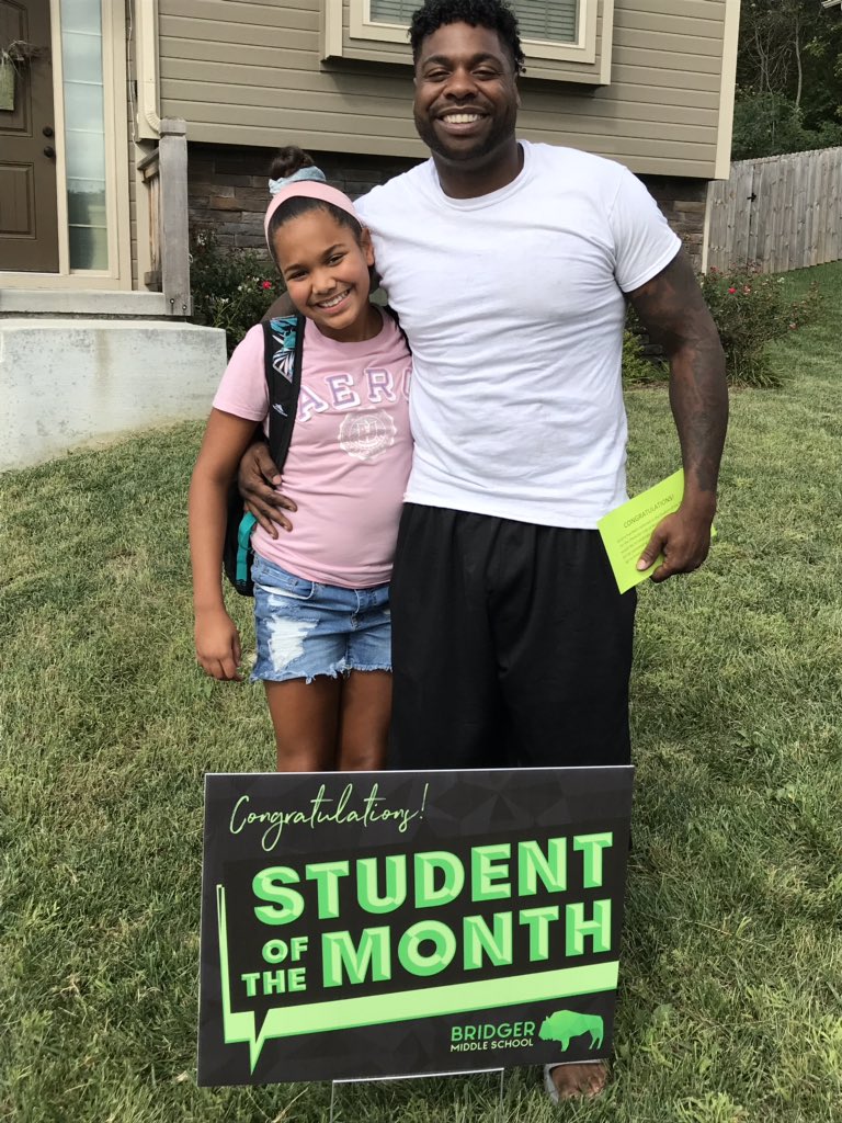CadwellLaurie's tweet image. Congratulations, Destany, Bridger Orange Team Student of the Month! Thank you for being a great role model! Your teachers are proud of you! #AVIDHerd #BridgerBold #ISDStrong
