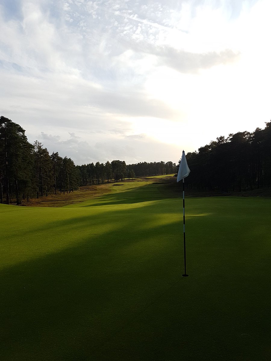 Only group to play Swinley all day. Things could be worse.