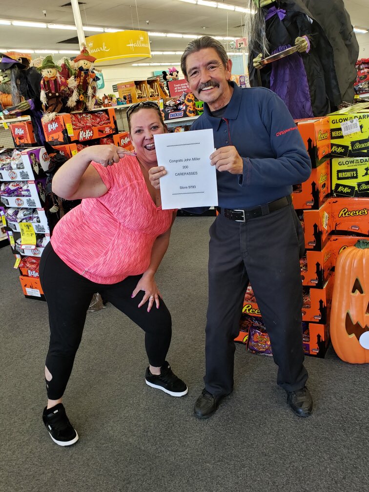 Toni Murphy (@tmurphy1963) on Twitter photo Johnny with a fun customer! He just hit 200 CarePasses. He knows how to engage the customer! Love 💗 it! Johnny with a fun customer! He just hit 200 CarePasses. He knows how to engage the customer! Love 💗 it!