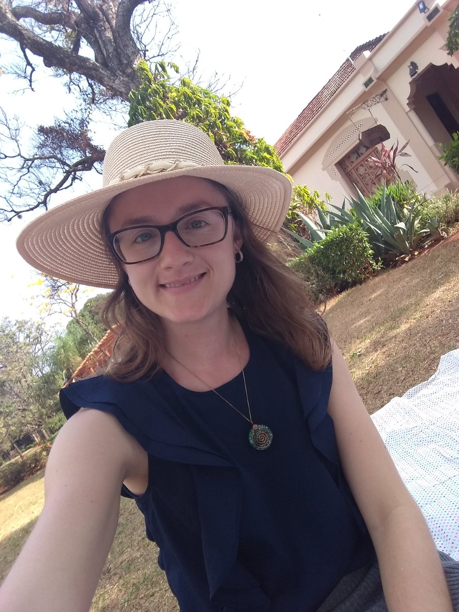 izabellices's tweet photo. Alguns dias de trabalho que me dão ânimo e força para continuar acreditando que saúde mental só se faz com alegria, cor, paciência e cuidado. #CapsAd #Ressocialização #PeirópolisMG 💜🌸🍀🌳 https://t.co/4ui79UfgHY