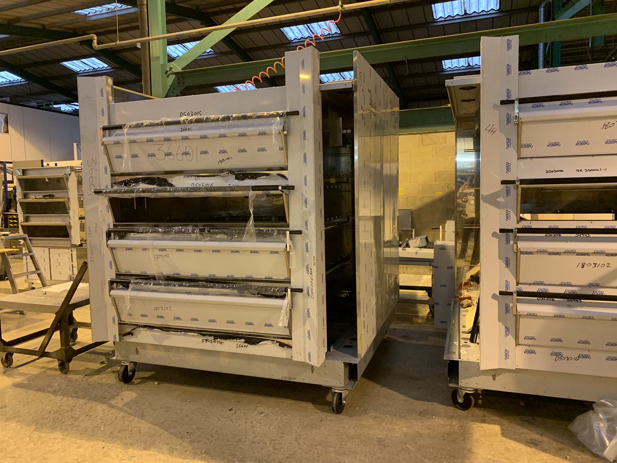 SwiftsBakery's tweet photo. A busy day in Manchester at @tom_chandley theses 24 tray monsters might just end up in Shropshire with a little rack one too maybe ??? #newbakery #future #myrealbread https://t.co/FemV58k8mL