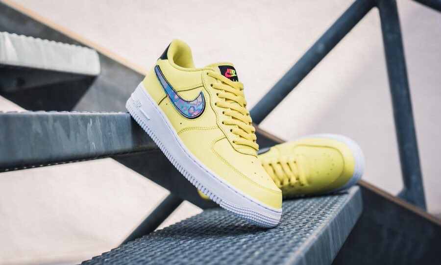 Nike Air Force 1 07 LV8 3 Removable Swoosh - NEW