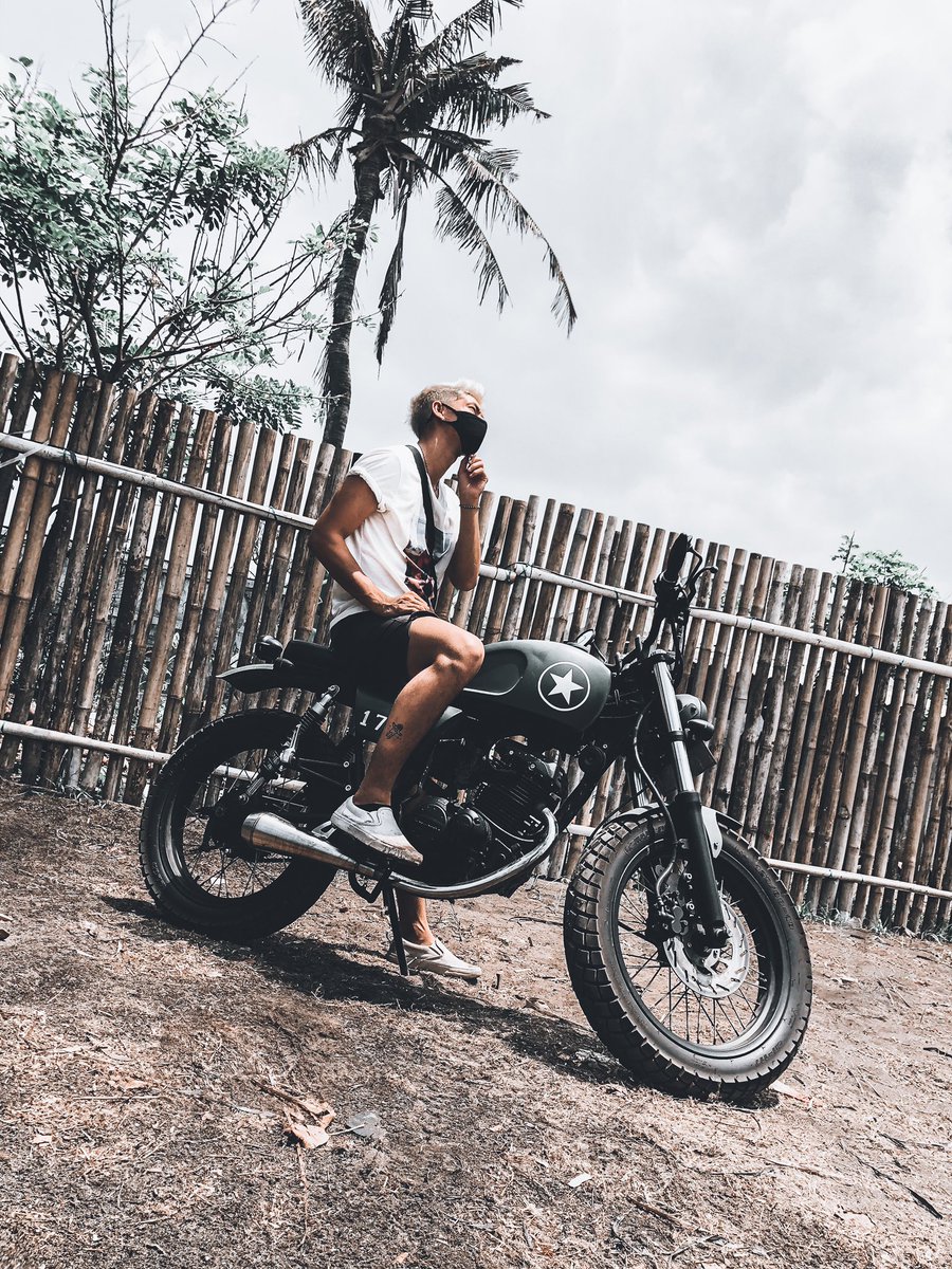 Thaddeus tweet media