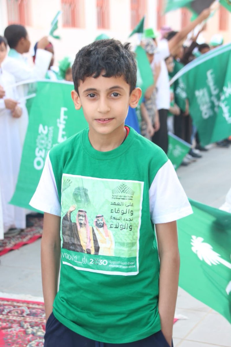 hmzah_school's tweet photo. جانب من مشاركات الطلاب وفرحتهم باليوم الوطني السعودي ٨٩ الذي يأتي ضمن شعار #همة_حتى_القمة 
#همة_التعليم_قمة_للوطن 
#نشاط_العزيزية 
#مكتب_التعليم_بالعزيزية https://t.co/wzkMja0MTm