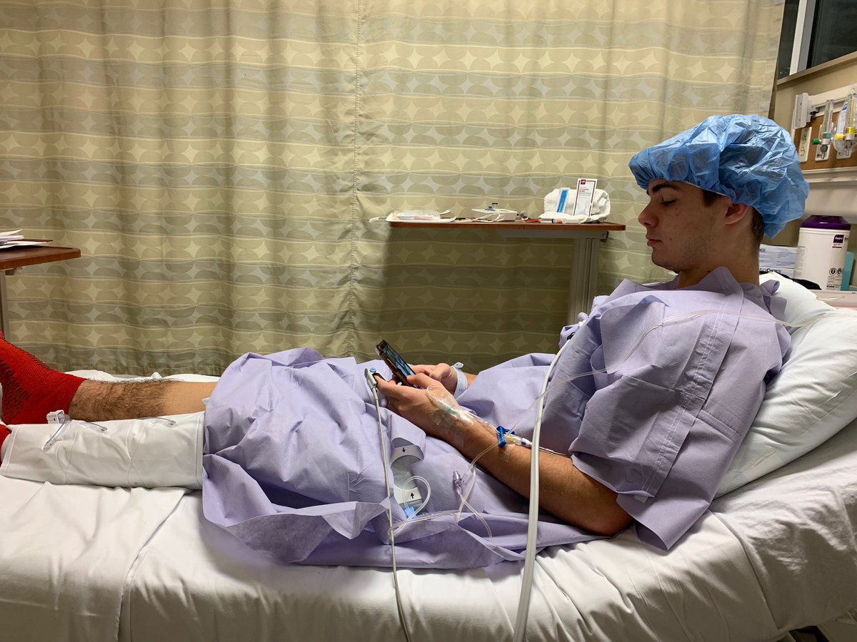 Retweet or you’ll tear your ACL😂