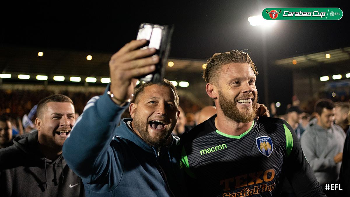 Carabao_Cup's tweet photo. MAGIC
OF 
THE
CUP

#EFL | #CarabaoCup https://t.co/DdviVPv9wj