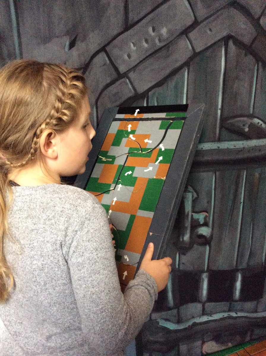 HemingtonPS's tweet photo. Class 3 had a spooky time in the dungeon. They worked well together to problem solve and overcome challenges. They managed to escape just in time! https://t.co/4dnlgKx1Yw