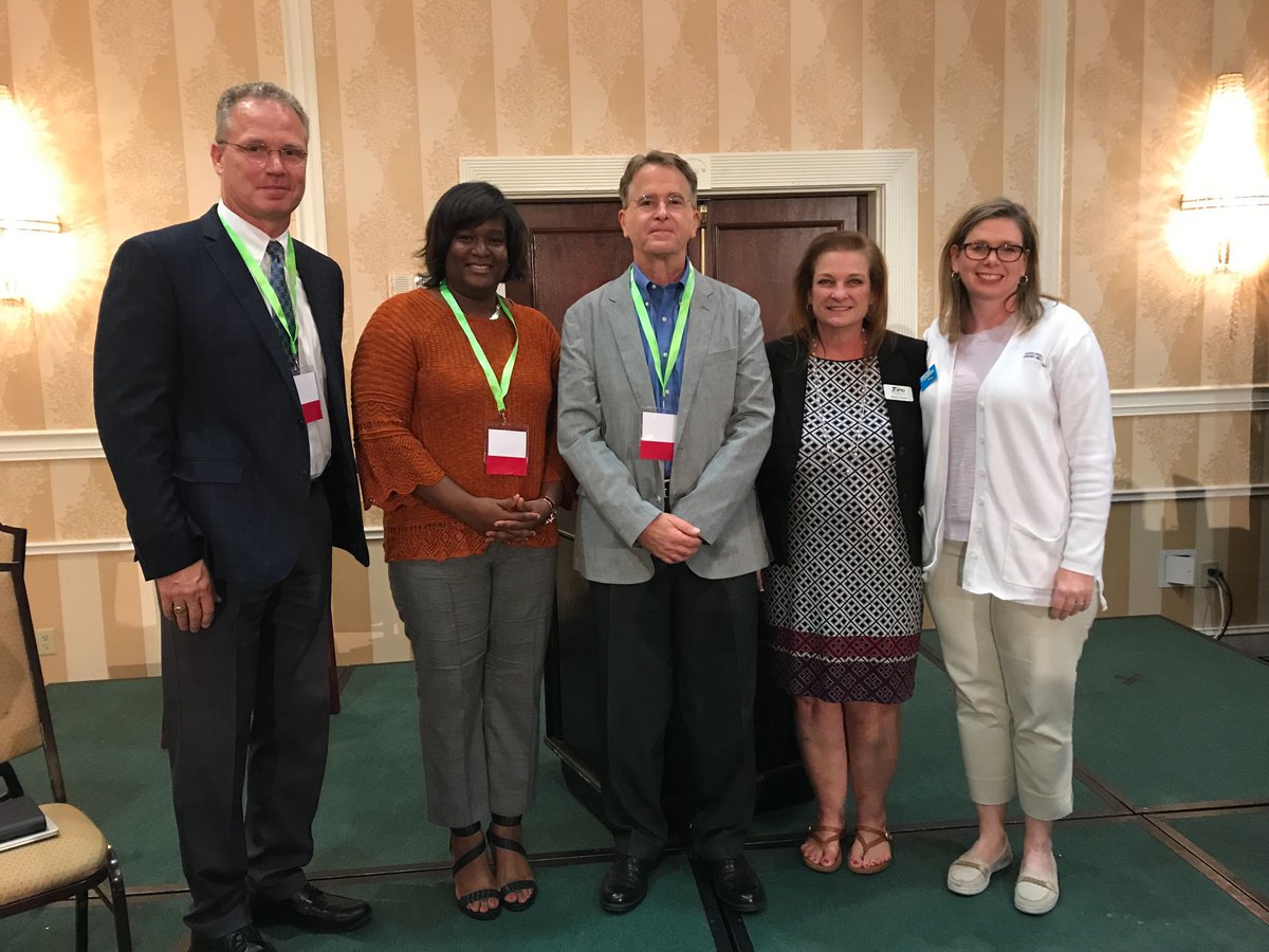 curastrategies's tweet photo. CURA Co-Founder & @AORecovery Exec. Director @annewoodbury spoke about digital technologies that address #OpioidAddiction at @DavisDirection’s #BuildingCommunitiesofRecovery conference. Thank you to fellow speakers Fred McClellan, Tylica Pope & @paulearley, & founder @missyowen44 https://t.co/QRBD8wCIL0
