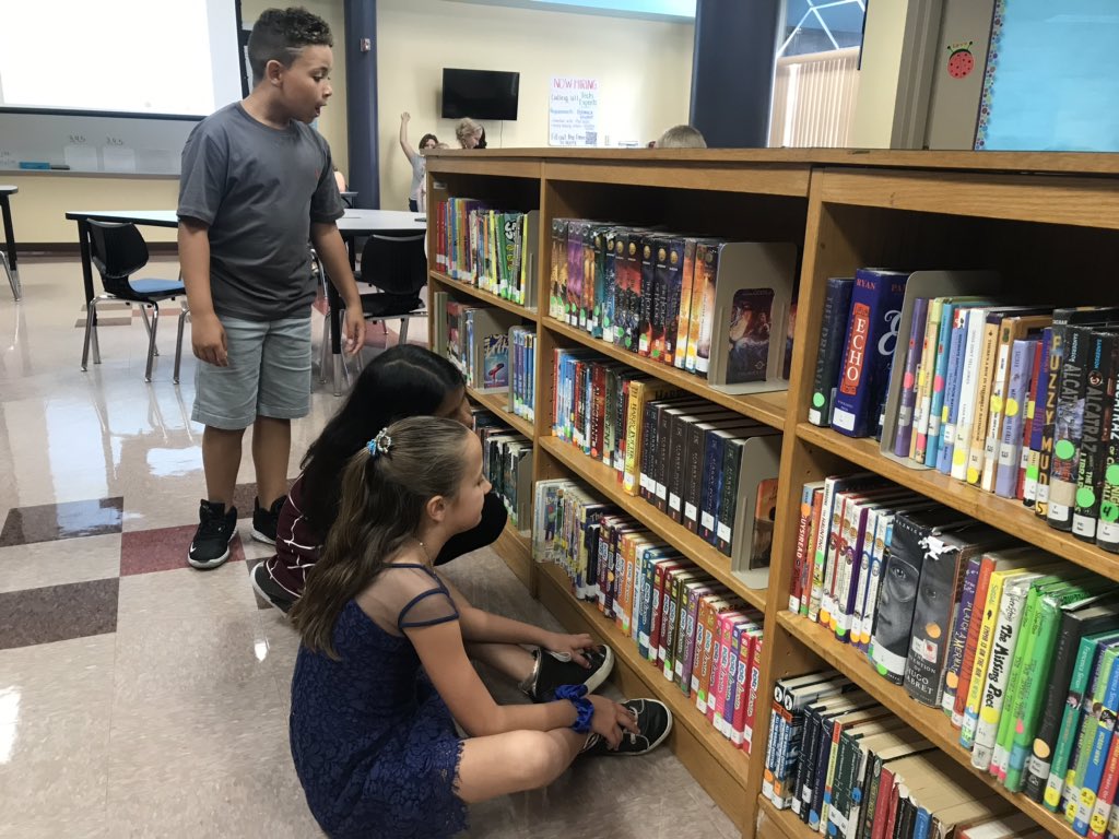 Today is the big day - Students in 4th and 5th grade were able to check out books today! 