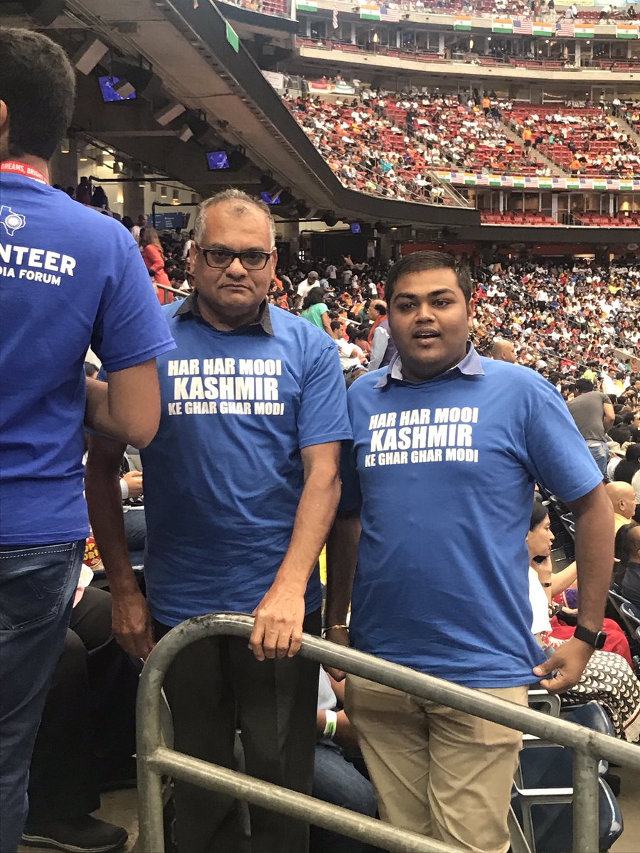 Sidelines of  #HowdyModi The whole event was managed by 2200 volunteers. Thousand of dedicated people put long hours of hard work to make the event a grand success. Pic 1. Chicago registration team reporting at 4 AM on game day.  Pic credit  @hpatel1225, @aashishchaturv