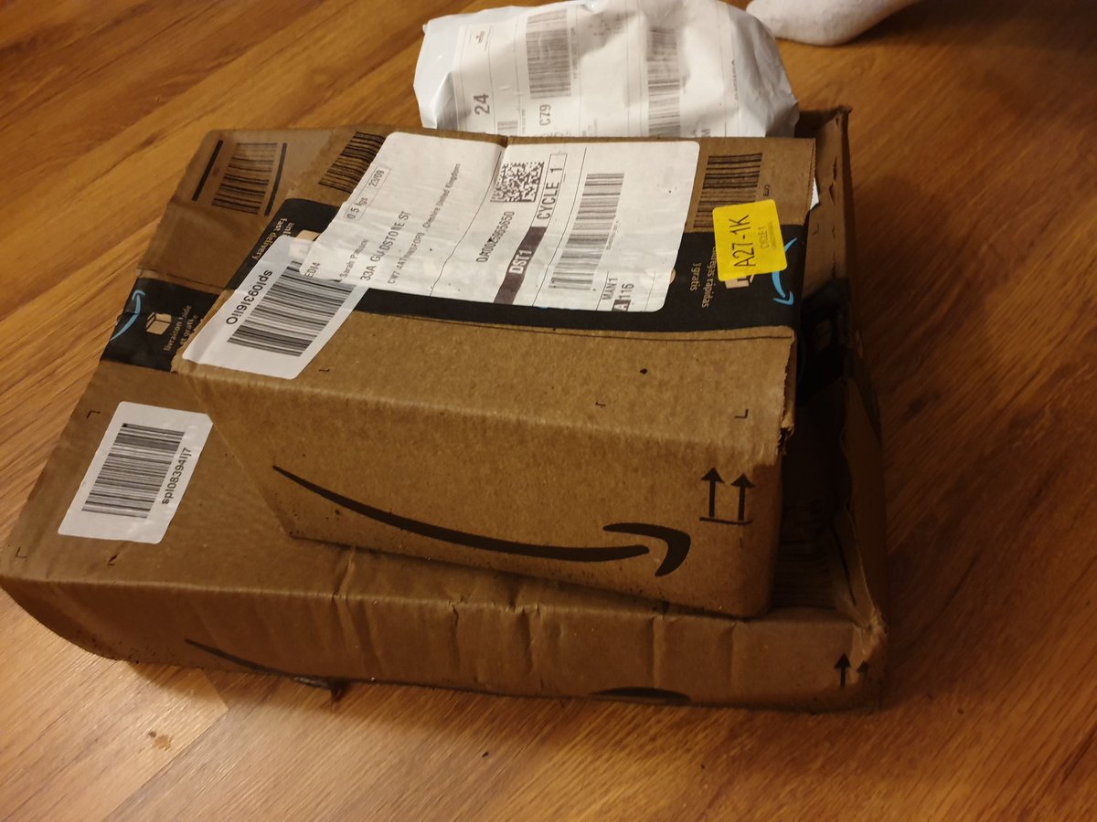 Spatz1978's tweet photo. @AmazonHelp Is it standard practice to leave parcels out in the rain  when delivering, not to mention delivering to the wrong address? https://t.co/gnnPNC71dR