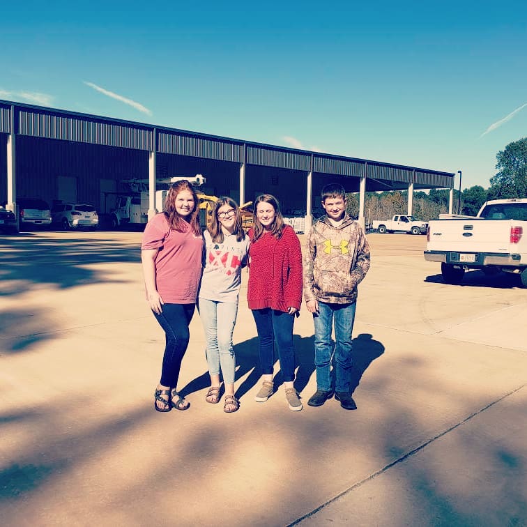 WarriorRobotic1's tweet image. Thank you to ACE Power company for teaching us more about #offthegrid! #warriorrobotics #team951