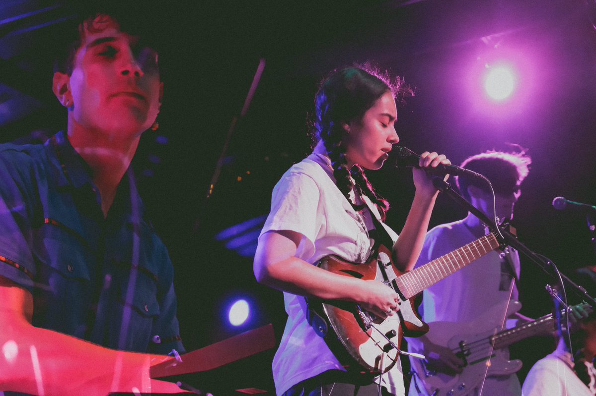 vanessablea1's tweet photo. Crumb 9.19.19 @crumbtheband @barracudaaustin https://t.co/vunImNzugP