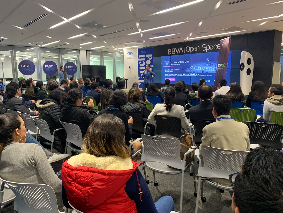 🙌🏻🍻 Estuvimos en nuestra edición 19 del #ServiceDesignDrinks en el 
@BBVAInnovation
, donde escuchamos a Diana Sades; CX &amp; Digital Transformation Manager en Club Premier de Aeromexico, 💥 #designthinking #innovation #servicedesignerds #servicedesignmexico #servicedesign
