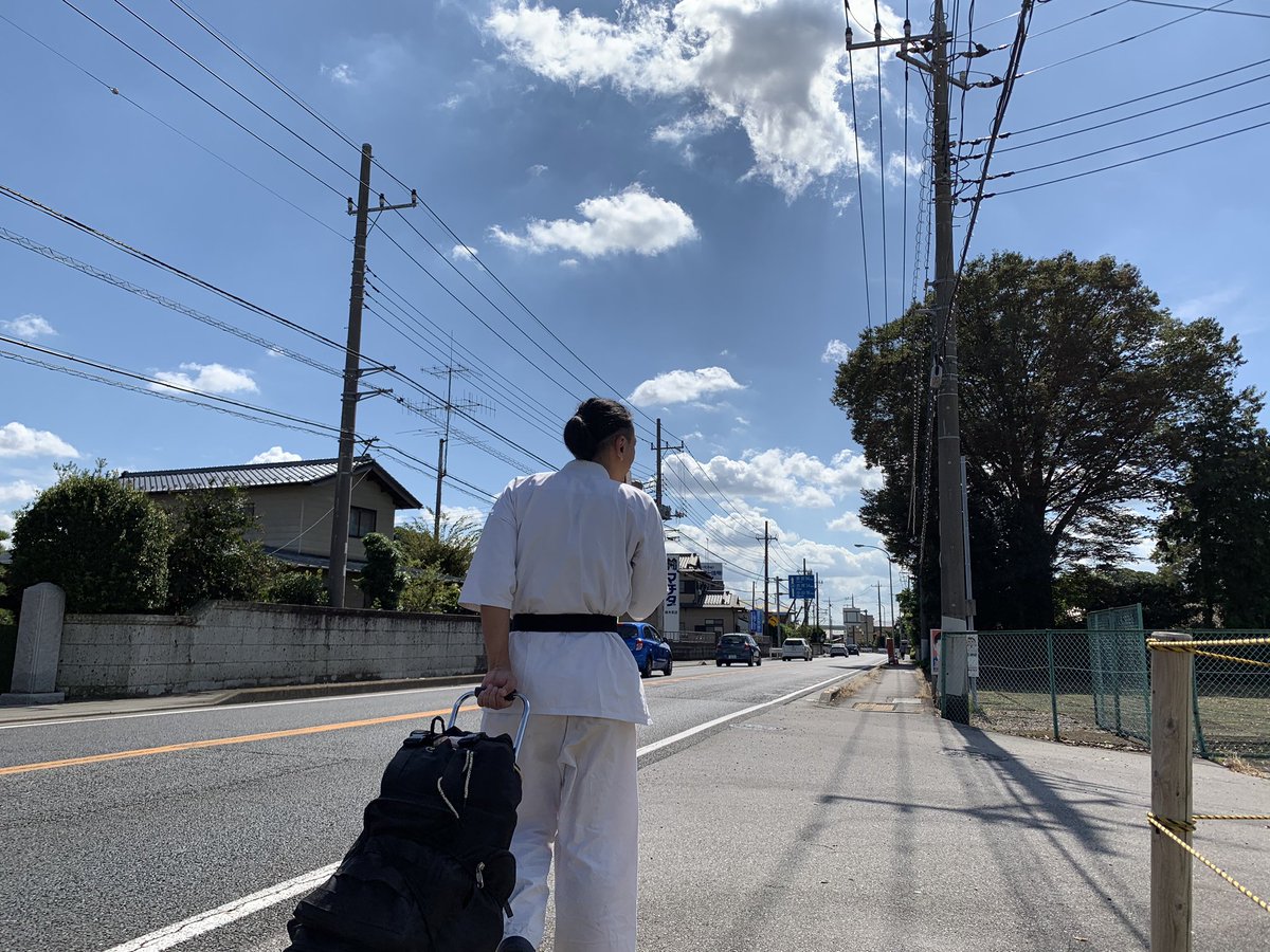 ハンサム折笠 A Twitteren 最終日の今日は石橋駅周辺から小山市を目指します ストv対戦者募集しております Ps4 モニター アケコン パッド ゲーミングござありますのでお気軽に対戦にお越しください 目印は顔です T Co 7aul1y4apy