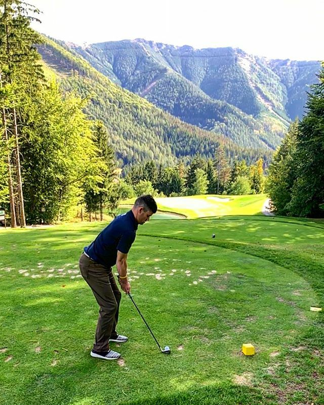 robcanan's tweet photo. Golfing in the Austrian🇦🇹 Alps was an unforgettable experience. We came for the views, but the real beauty was in the local hospitality. #golf | #austria | #alps | #golfislife | #adamstal https://t.co/GRVq2nRICJ https://t.co/smpSIVc57e