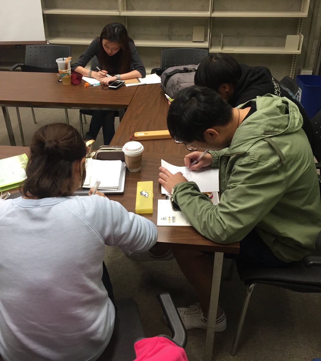 UBCTadoku's tweet photo. 今日の多書きのトピック：明日どうぶつ🐶にならなければいけなません。何になりますか？？ Students writing at today's Tagaki Club ✍️ https://t.co/DdIUaDTpr1