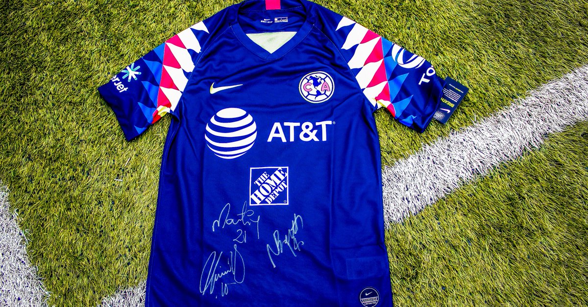 ClubAmerica's tweet photo. ¿Quieres un jersey del Club América autografiado?
✅ Sigue a @ClubAmerica y @americafemenil
🔁 RT a este tweet
↪️ Reply con HT #SOMOSAMÉRICA 🦅

El regalo lo recibirá un usuario seleccionado al azar a las 7PM el jueves 26 de septiembre de 2019. https://t.co/E1X92HzI7a