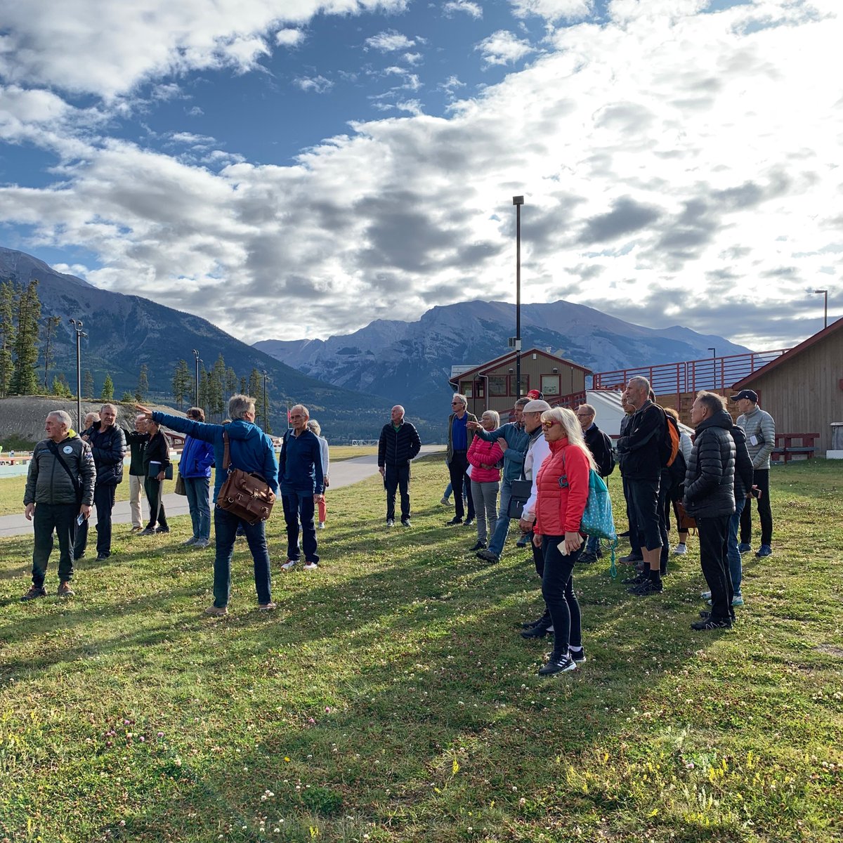 This past week-end, we welcomed national directors from over 21 countries in preparation of the Masters World Cup 2021 being hosted in Canmore from March 4-12 2021.  Thank you to all our partners who made this possible! #mwc2021 #masterskiers