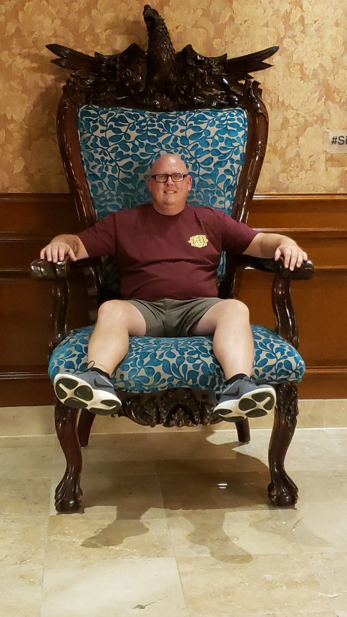 hamner_shannon's tweet photo. #IAPMOconf90#bigcomfychair@ https://t.co/8nV9BdJewB