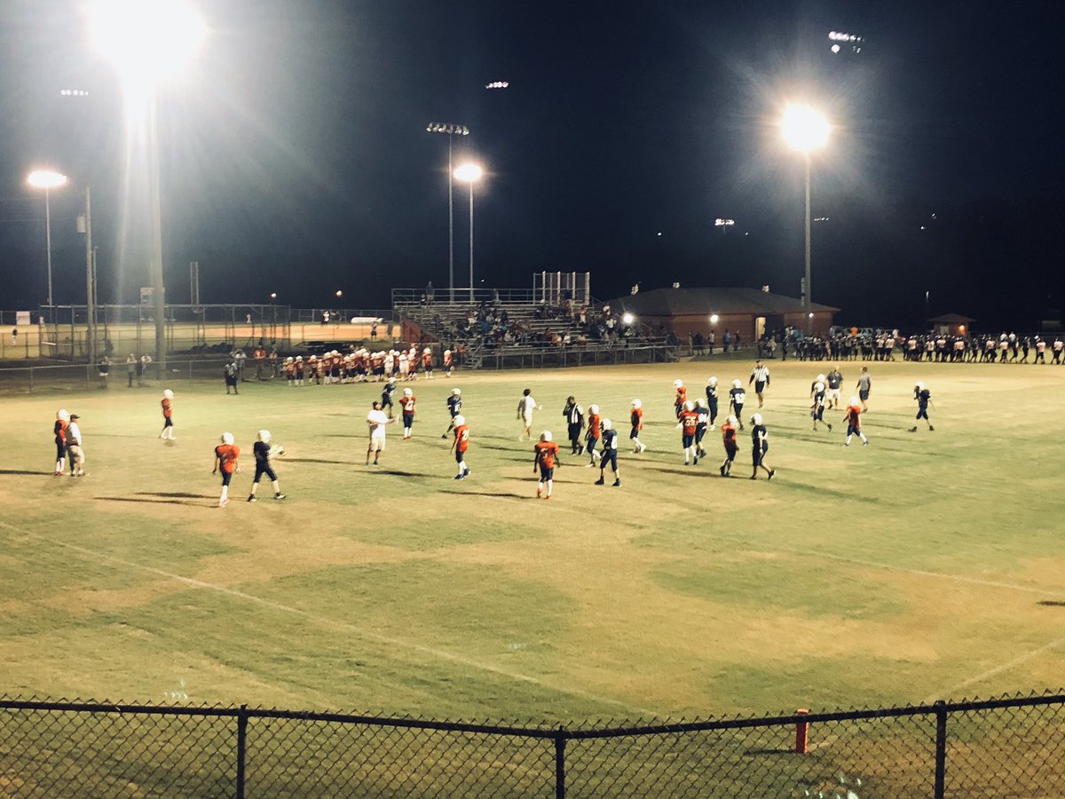 perkins_kris_'s tweet image. Perfect night for 7th grade jamboree! Great to see the future of @OBMSPride football! #placetOBe #TeamDCS #raisethebar