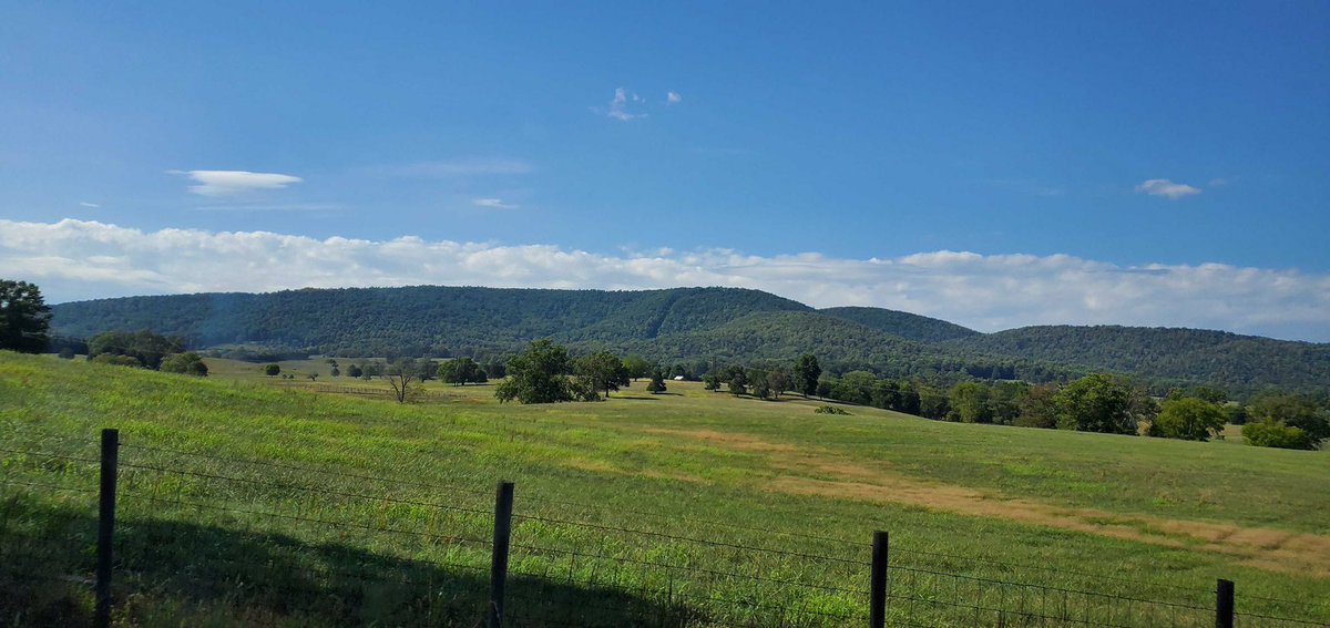 workwithAMS's tweet photo. ROAD TRIP! 🚗💨🛣 #TravelTuesday views brought to you by FlexRN COO Tiffany, Scheduler Amber &amp; Recruiter Amy. Today, they visited one of our top Correctional Center clients in VA. Already looking forward to the next trip! 

#FlexRN #clientvisit #correctionalnursing #roadtrip https://t.co/Q7MsWBOfUM