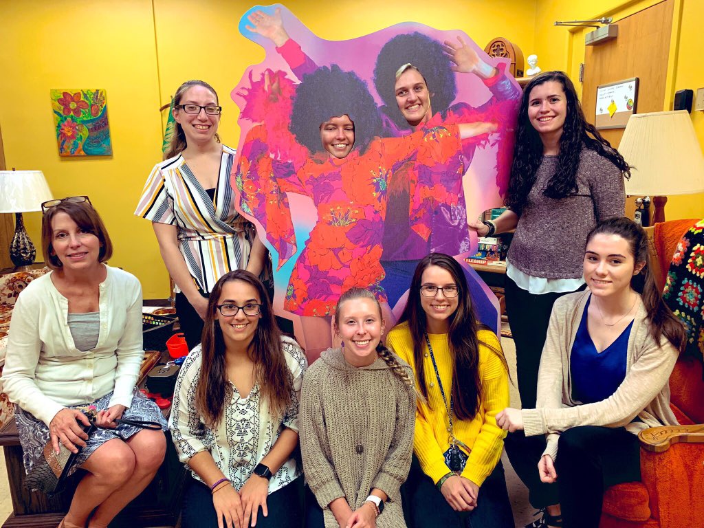 thehiddenexit's tweet photo. ➡️ We had a great time hosting a learning experience for @PSAltoona student teachers... 🙌🏼 Each team collected a record 1️⃣3️⃣ coins in just 3️⃣0️⃣ minutes! 😎 Most importantly—they left our space understanding the benefits of integrating escape room activities into the classroom! 🔐 https://t.co/Mo8FX4siBN