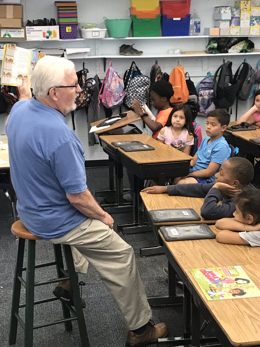 RHMrMyers's tweet photo. Thanks to Harold Frye of @oprotary for coming to 4th grade and reading a story to us about the importance of Truth, Fairness, Goodwill/Friendships, &amp; Benefitting All Concerned. 
#BetterTogether #Rockets512 https://t.co/gWup2DJZ4p