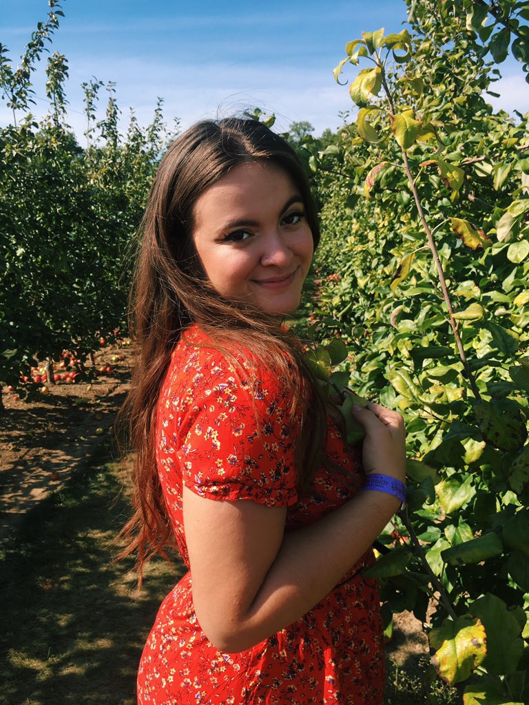 JanetHarrison89's tweet photo. Just had a great conversation with my college girl.
Excuse me while I go cry in the corner.
#soproudofher
#missthatface https://t.co/LF6gcIkubP