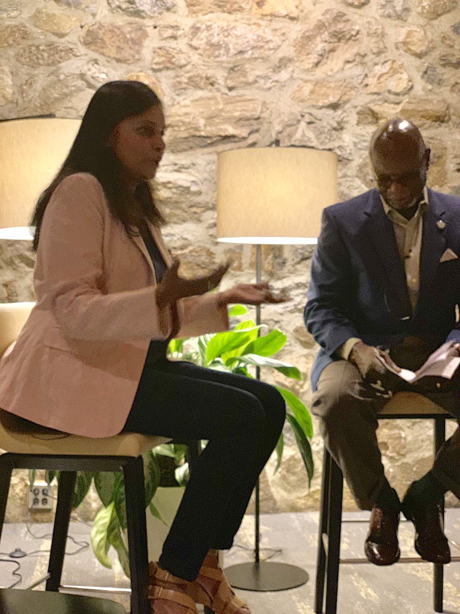 NeelimaParasker's tweet photo. Fire side chat with @IBM and #AvionNetwork President Kanchana Raman discussing State of Tech evolution for her company growth with #5G https://t.co/zoHgLw5Cl5