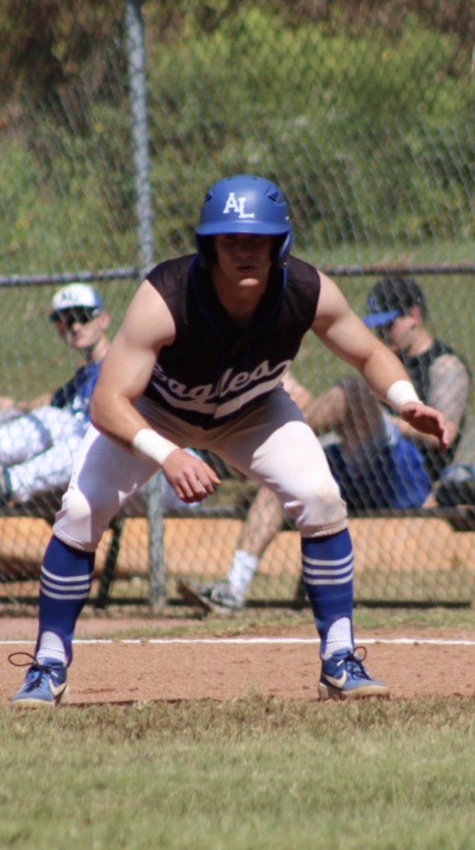 sedingess's tweet image. Noah Dingess getting ready for sophomore season. #31 is mine #go eagles