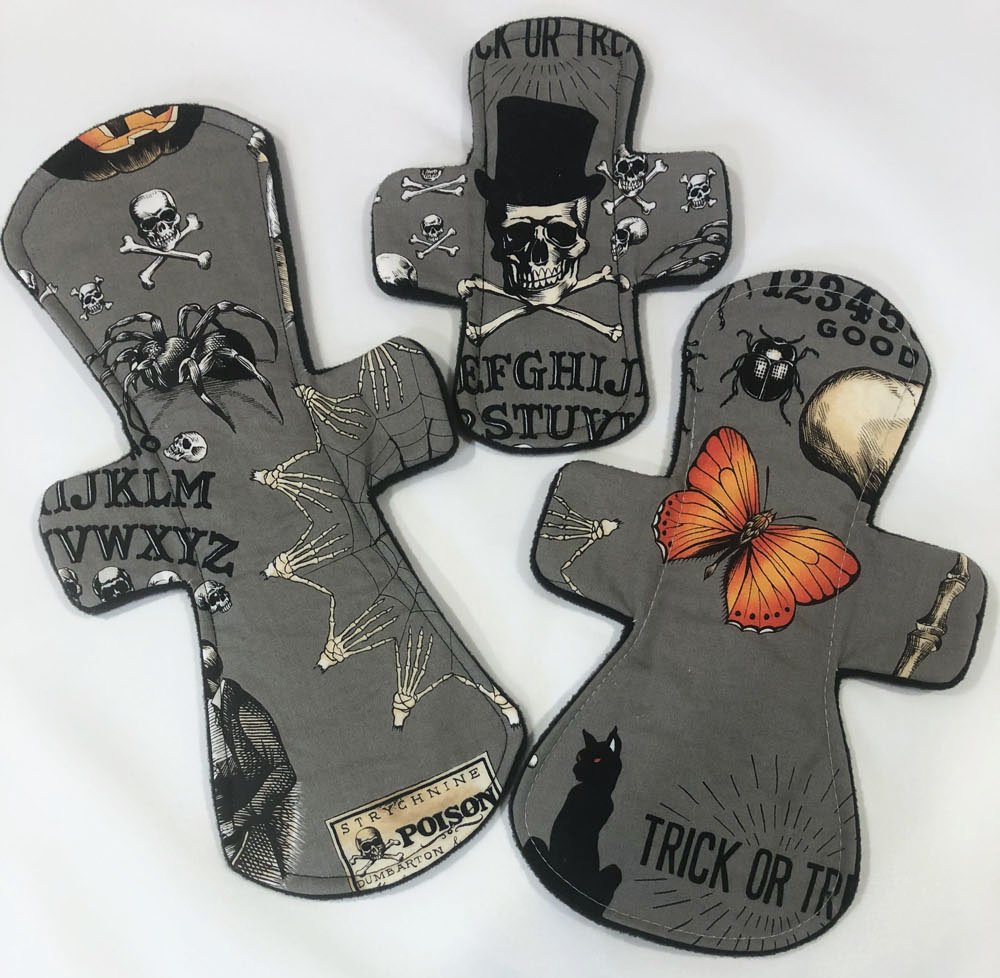 pinklemonadesue's tweet photo. Halloween is here and we couldn't be more excited to get our Spooky on!  Come check out the great Halloween themed pads in stock now!

https://t.co/nBs7pSStQh https://t.co/nnhoHTfLUT