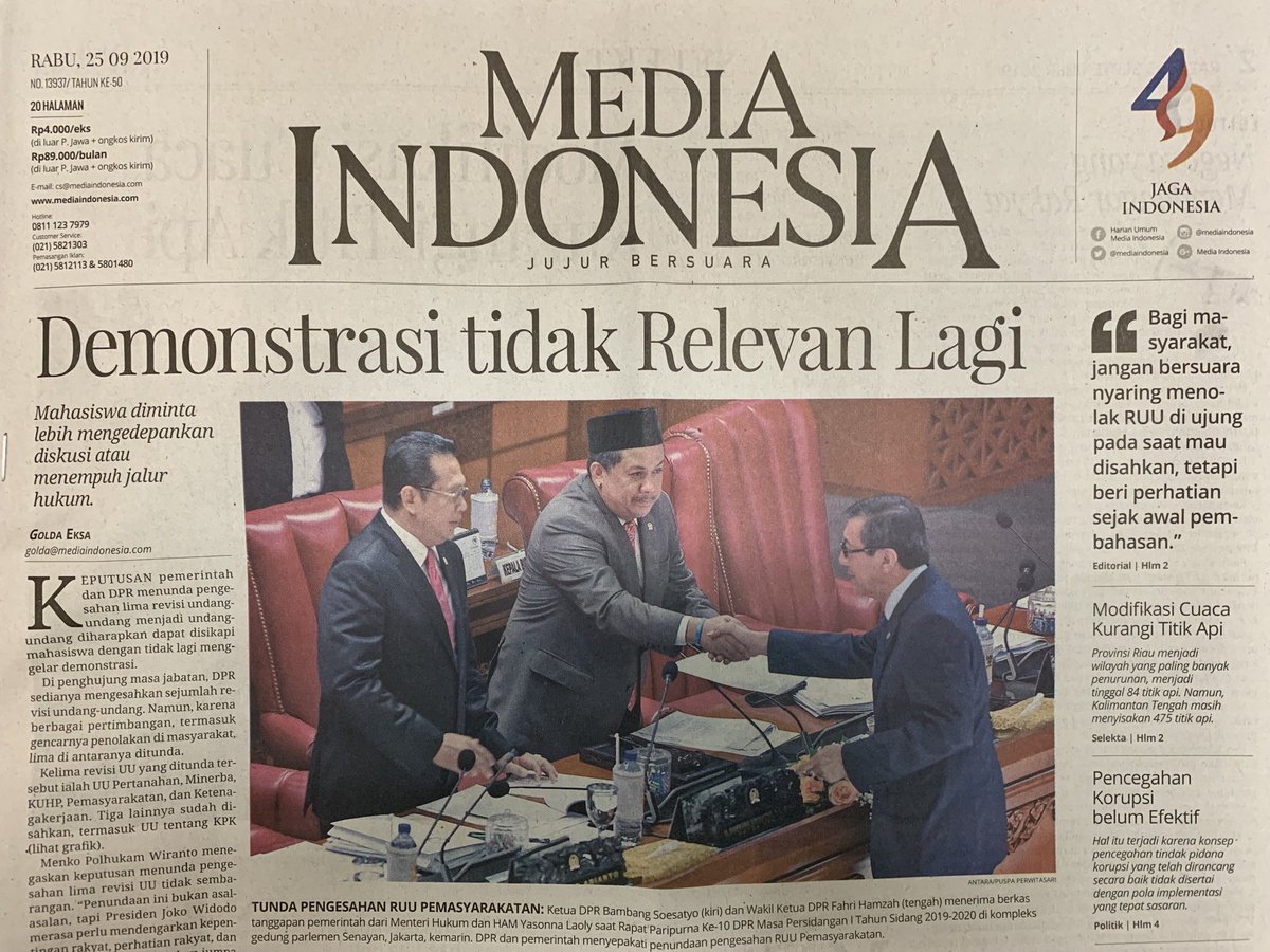 edbertgani's tweet photo. Perbandingan beberapa headline koran media besar pagi ini 🙂 https://t.co/Mz58XQGIUn