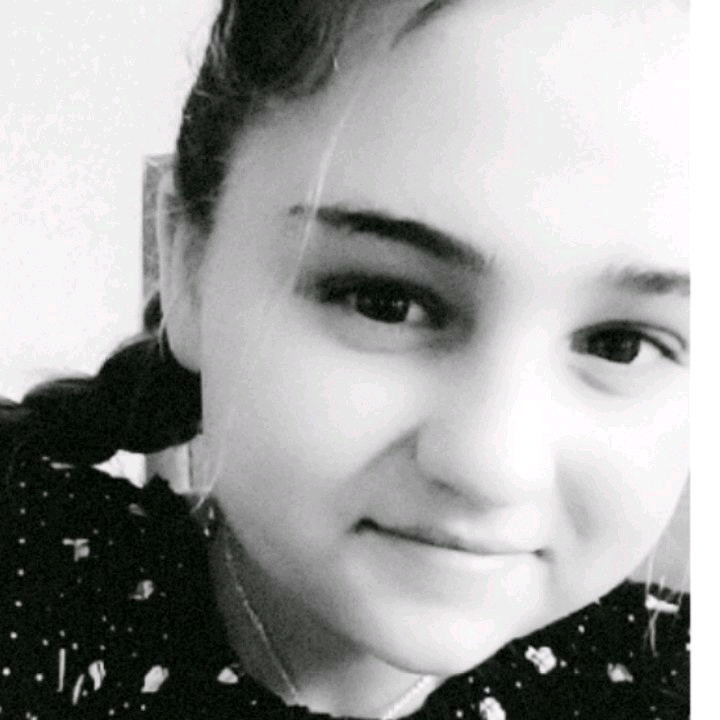 aski_askie's tweet photo. Ya ampun, studio siaran ini sangat manarik! https://t.co/8TdwTsUrlB #YomeLive https://t.co/bp5satGXrm